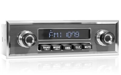 Best Head Unit for Truck: Classic, Bluetooth, or CarPlay